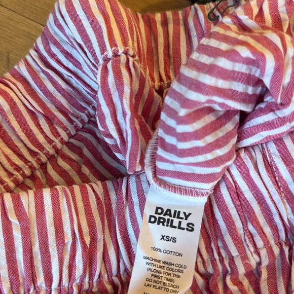 NWT Daily Drills Striped Seersucker Resort Pants - Pink/ White XS/S - Picture 5 of 8
